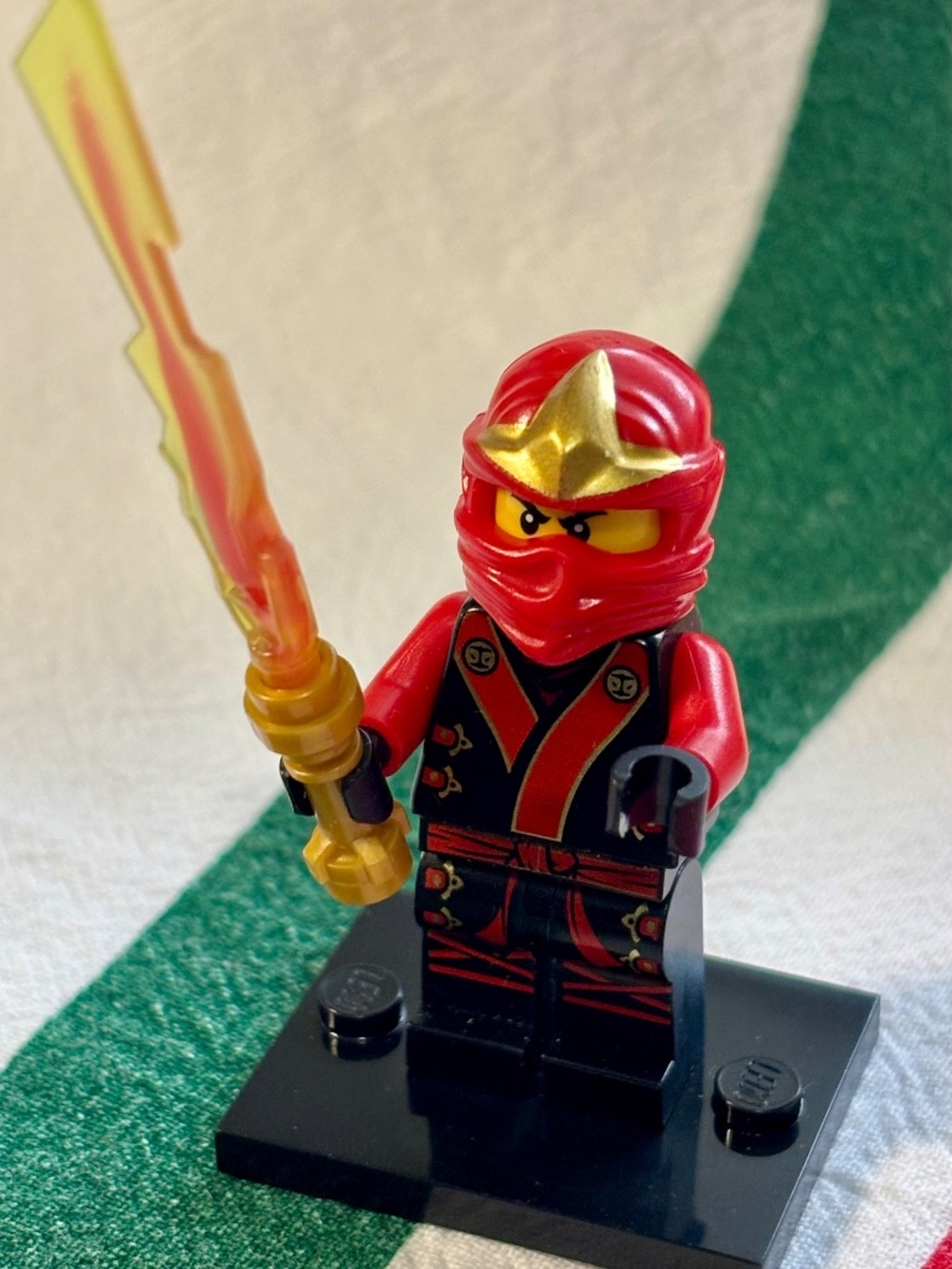 LEGO NINJAGO The Final Battle "Kai" njo0071 with stand & accessories.